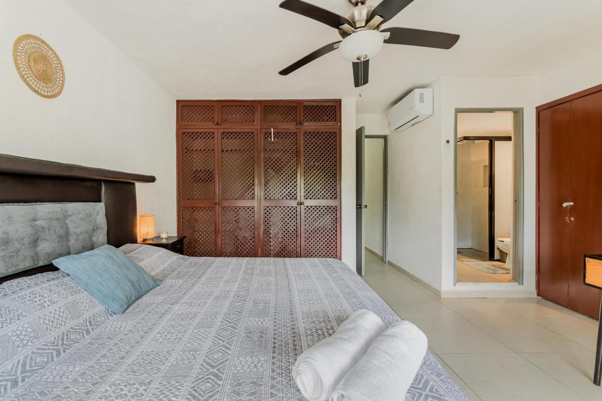 Chic Lagoon Front Villa By Casa Paraiso Cancún Exterior foto